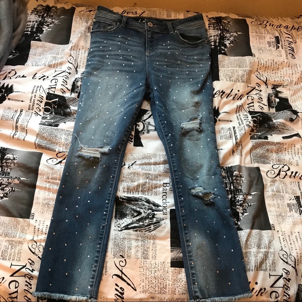 Rhinestone Distressed Cropped Jeans